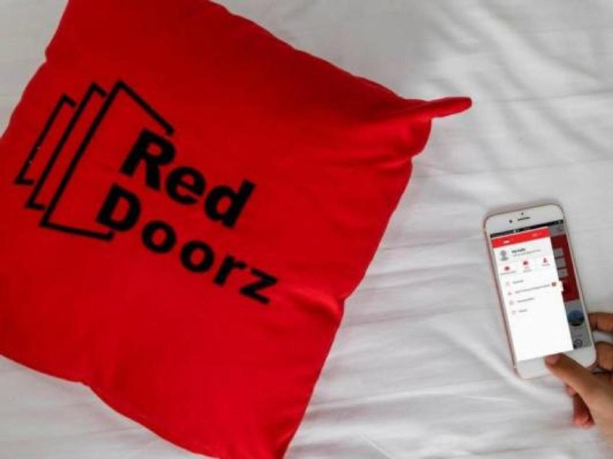Reddoorz Plus @ Kwitang 2 Джакарта Екстериор снимка